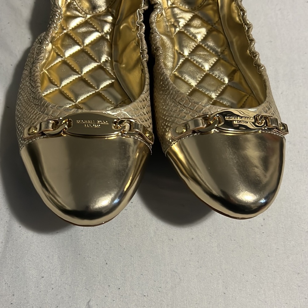 Michael Korda Gold Flats - Picture 9 of 13